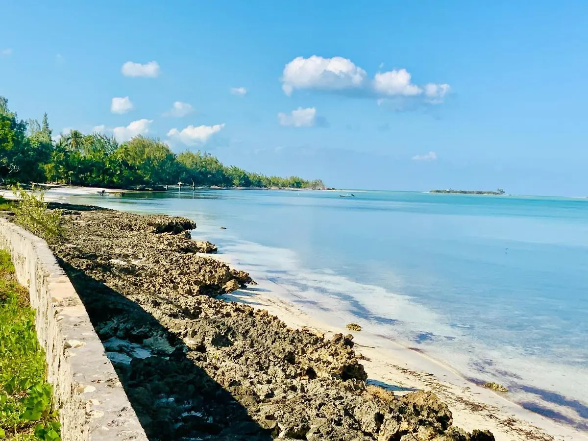 The Cay House Hotel Mangrove Cay
